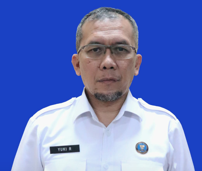 Drs. Yuki Ruchimat, M.Si