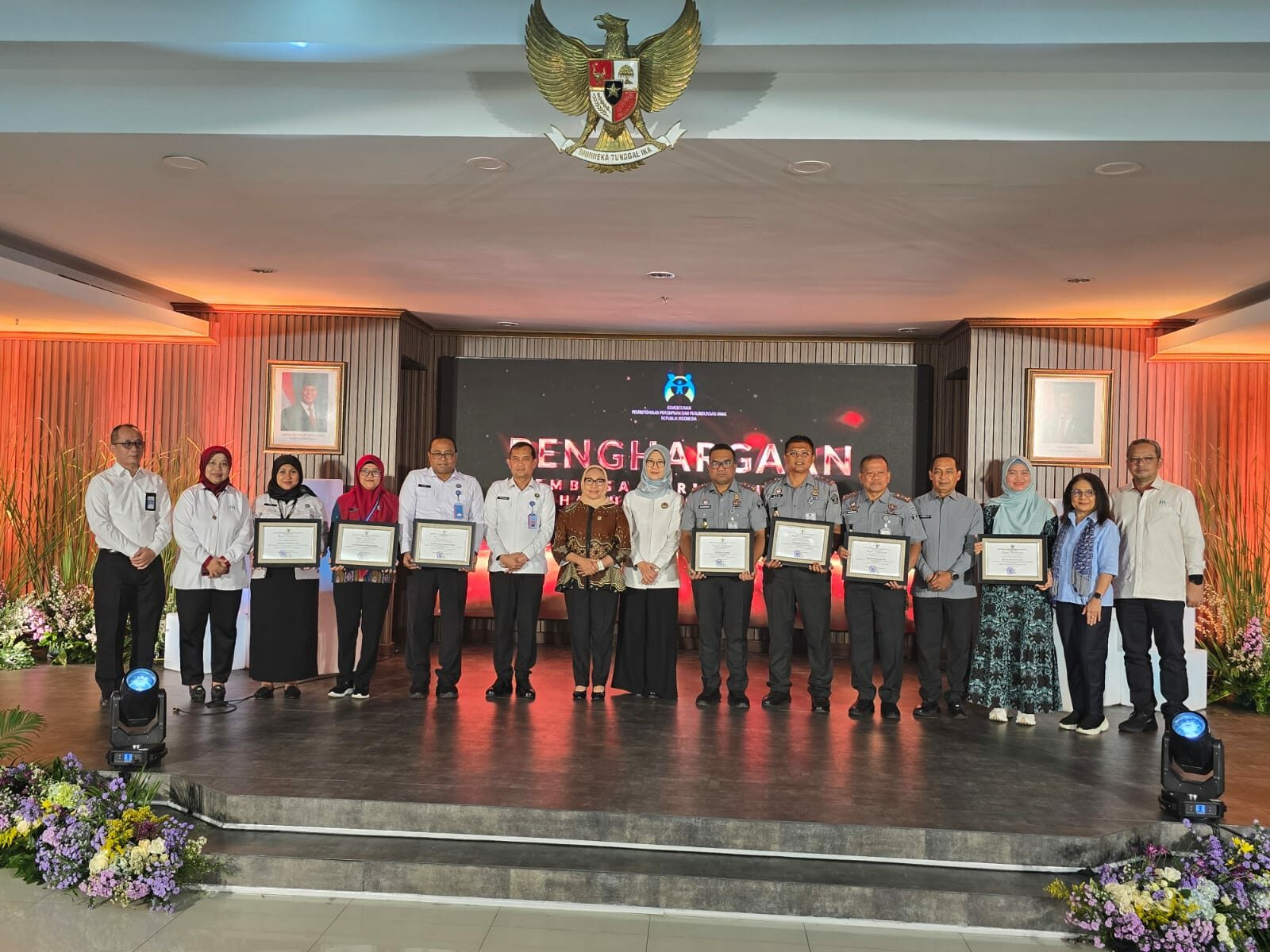 Tiga Rehabilitasi Milik BNN Raih Penghargaan Lembaga dan Unit Penyedia Layanan Anak yang Memerlukan Perlindungan Khusus Dengan Predikat LPKRA Tahun 2024 Tiga Rehabilitasi Milik BNN Raih Penghargaan Lembaga dan Unit Penyedia Layanan Anak yang Memerlukan Perlindungan Khusus Mendapat Predikat LPKRA Tahun 2024